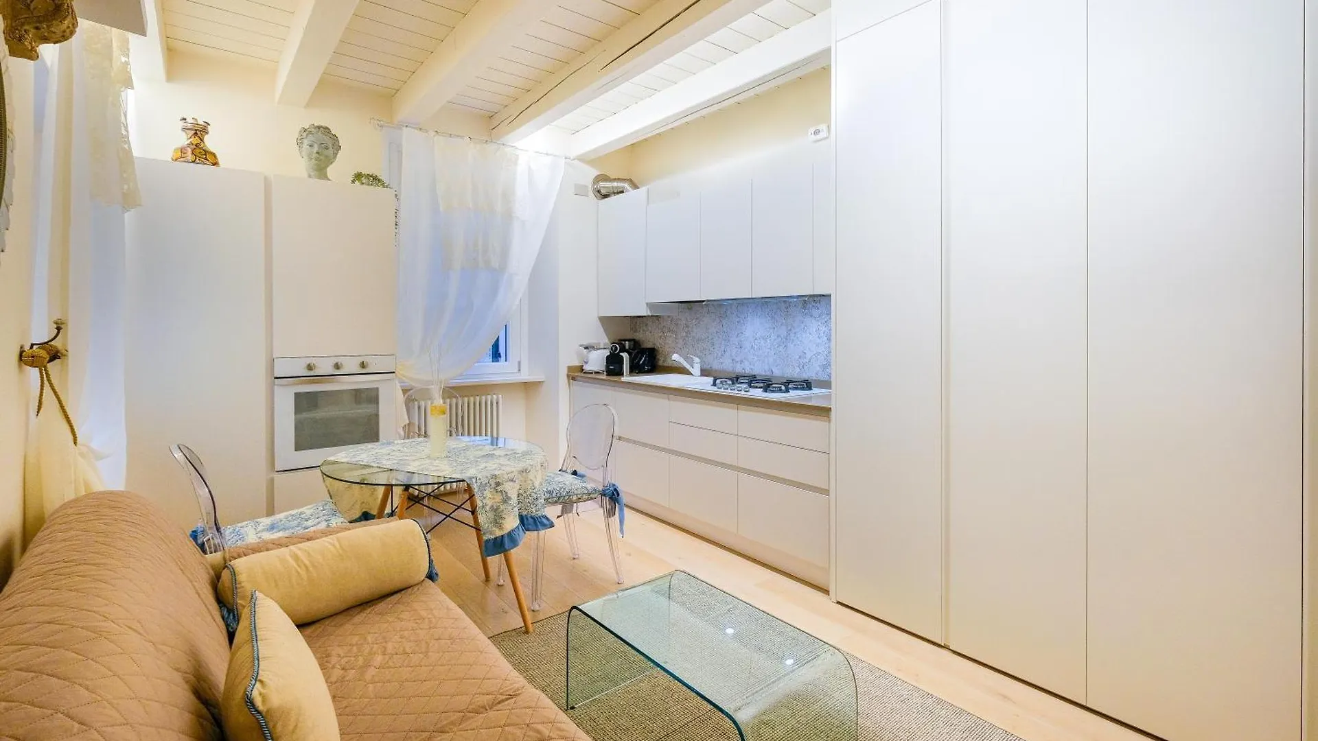Apartment Cello Suite Verona