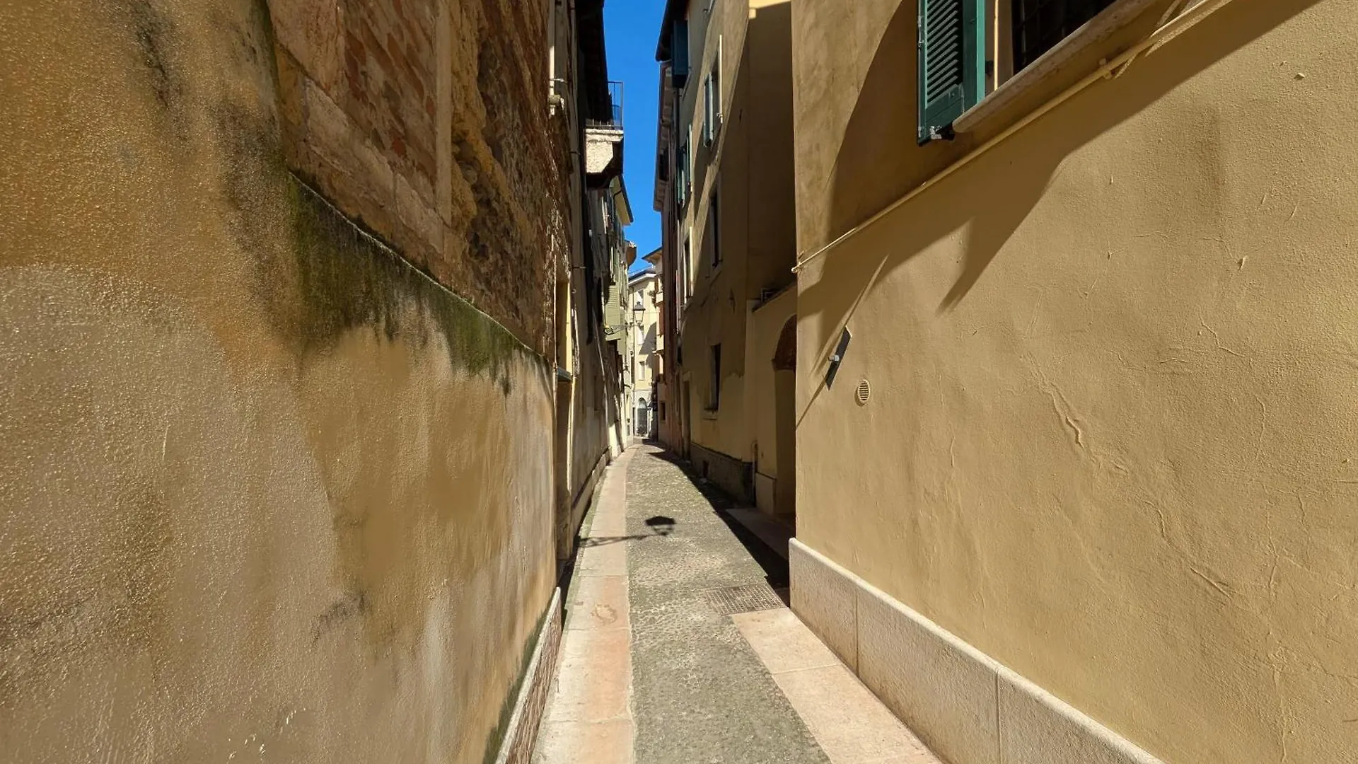 Apartment Cello Suite Verona